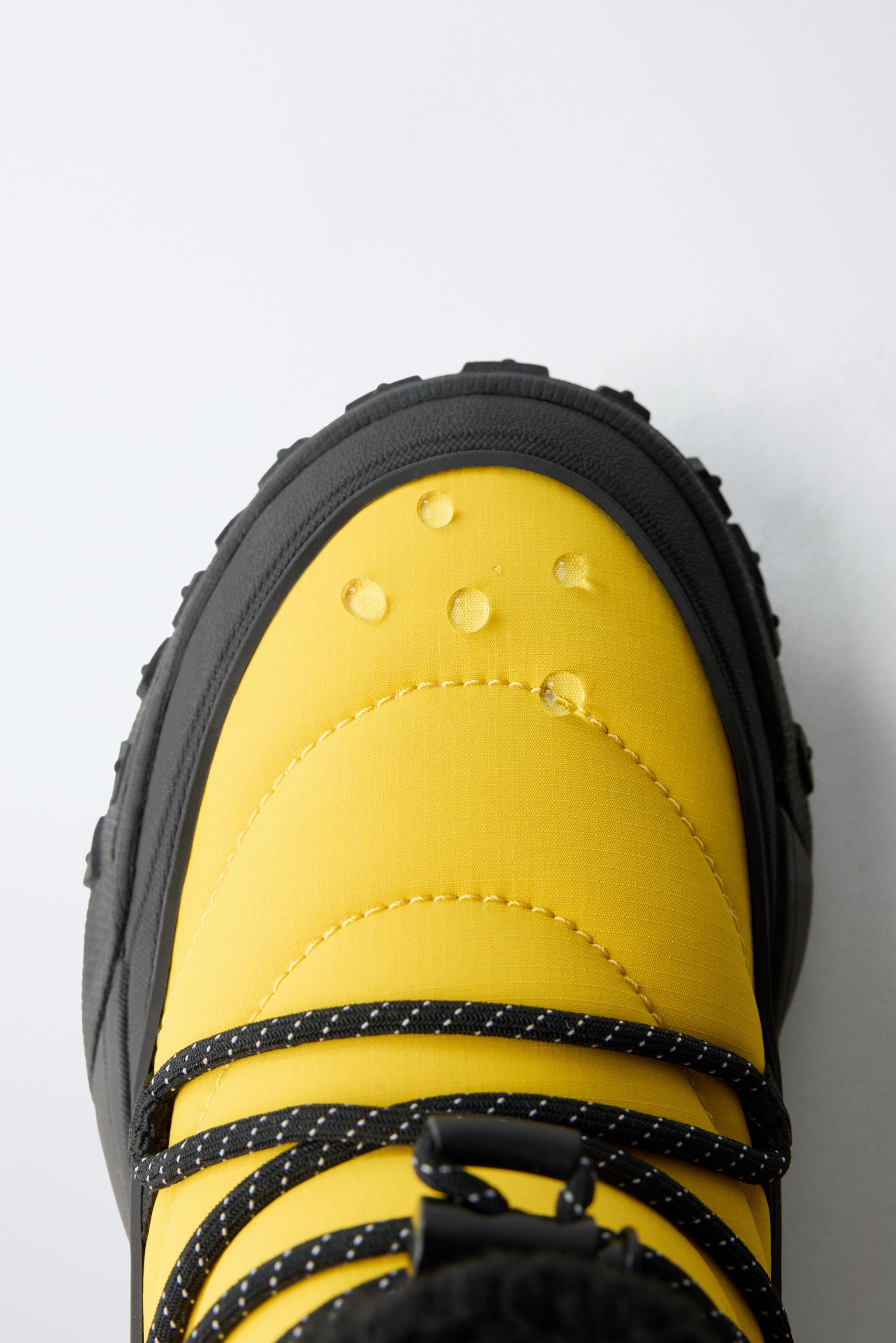 WATER REPELLENT SNOW BOOTS